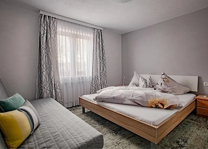 アパート Leszek Elis 141 ゼー