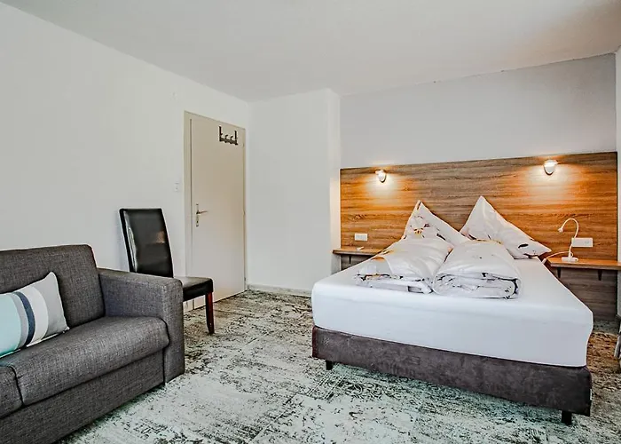 Leszek Elis 141 湖城