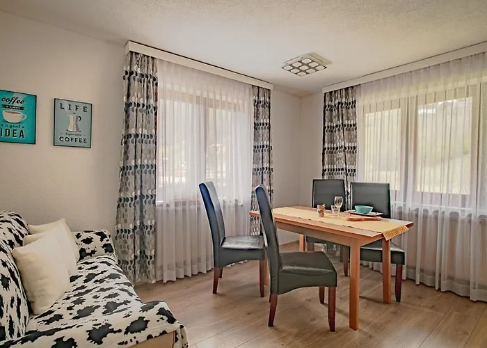 Leszek Elis 141 公寓 湖城