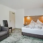 Apartments Leszek Elis 141 Inclusive Silvretta Summercard סי